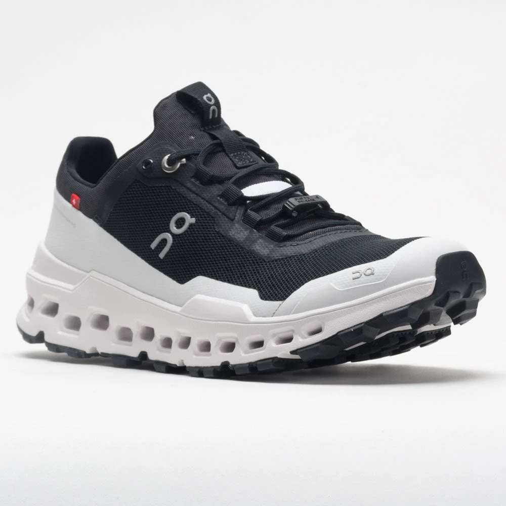 On Running On Cloudultra Women's Black/White - Image 5